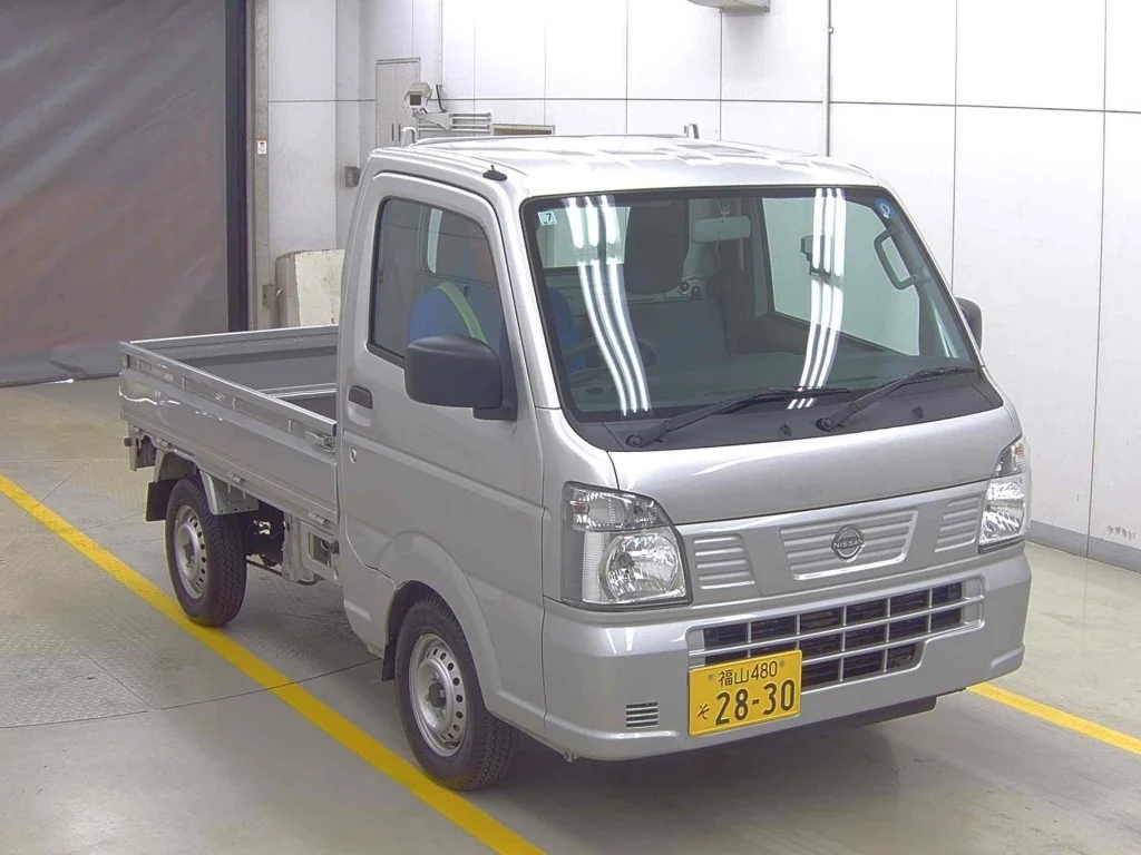 Nissan NT100 Clipper DR16T 2024